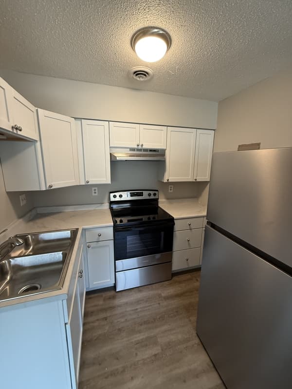 Gilbert Condo: 116 Shepard Street - 1