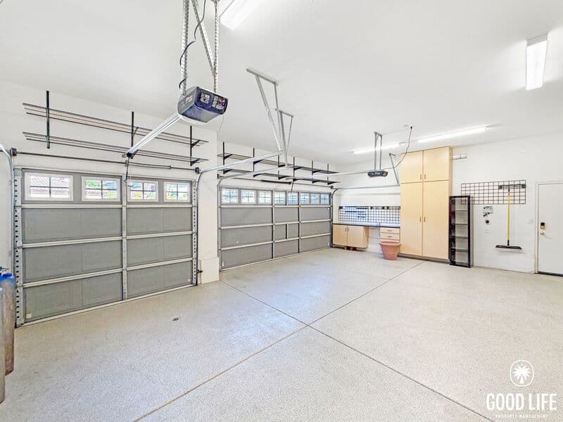 Escondido House: 3193 Willow Tree Ln