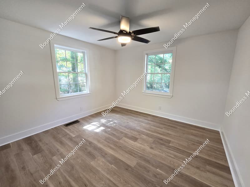 East Point House: 1398 Mcclelland Ave