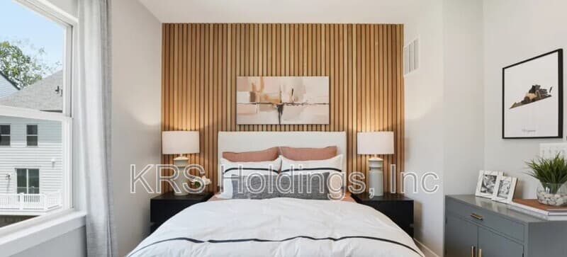 Woodbridge Townhome: 3738 District Dr.