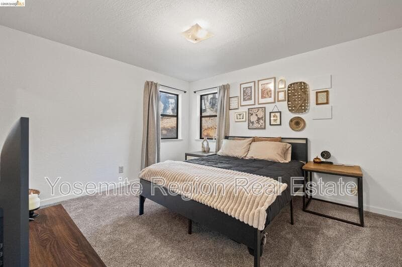Groveland House: 20790 Ferretti Road