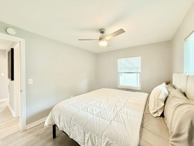 St. Petersburg House: 4528 70th Street North
