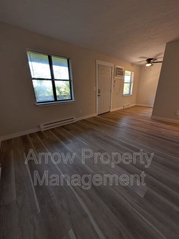 Tarkio House: 610 S 7th Street-18