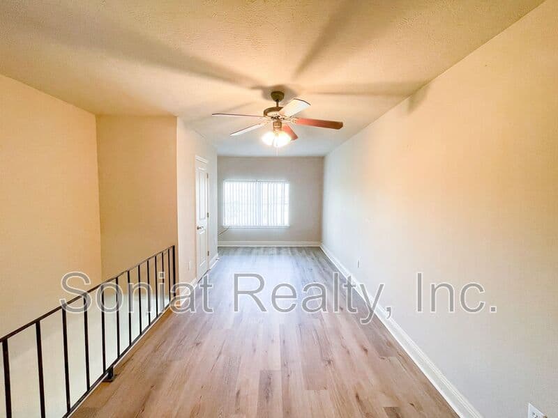 Metairie Condo: 3805 Houma Blvd