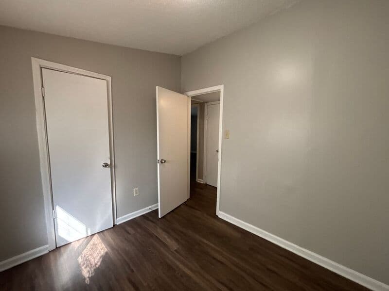 Memphis House: 3911 Ajanders Dr