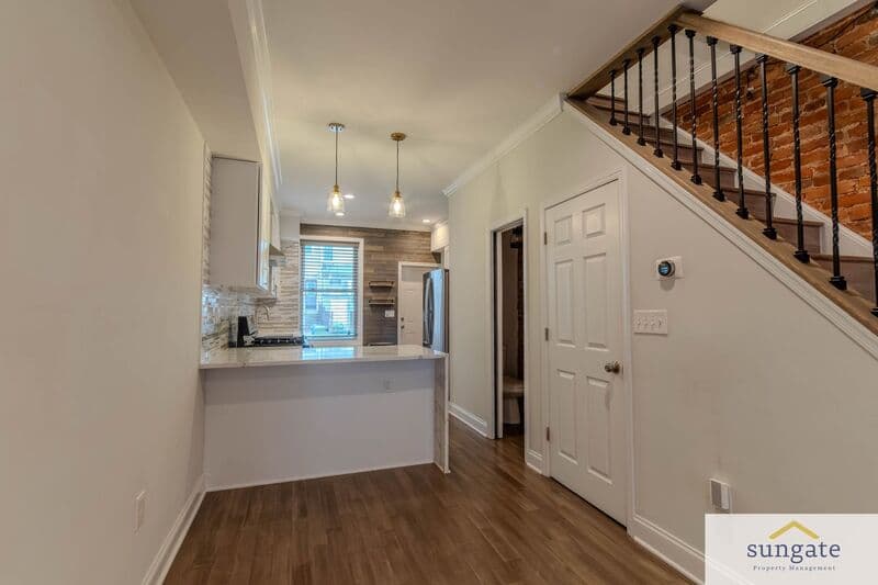 Baltimore Townhome: 1824 Jackson St