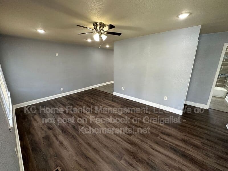Kansas City House: 5411 Park Ave