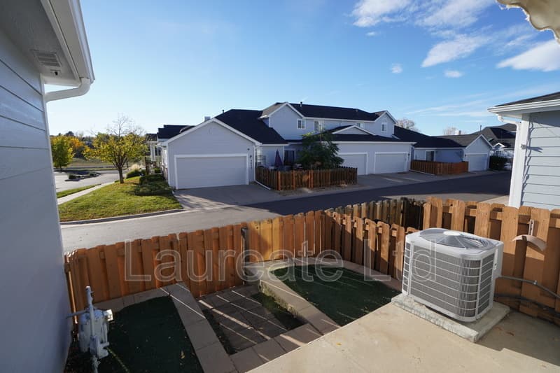 Aurora House: 3036 S Waco Ct