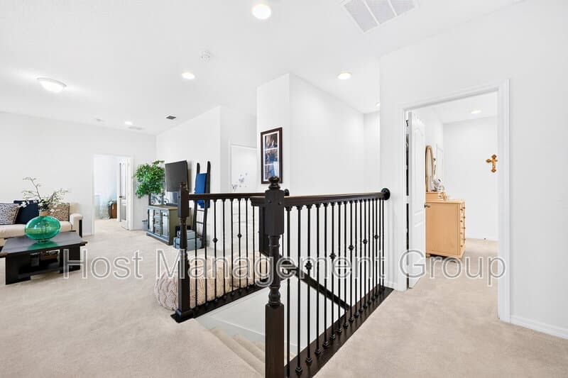 Orlando House: 8205 Bayliss Ct