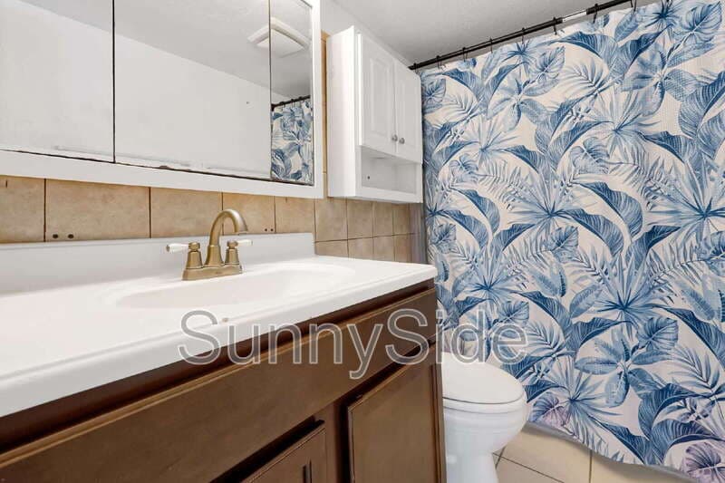 Orlando Condo: 915 W. Oak Ridge Road