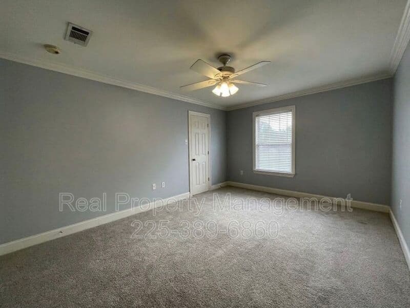 Walker Townhome: 13080 Burgess Ave.