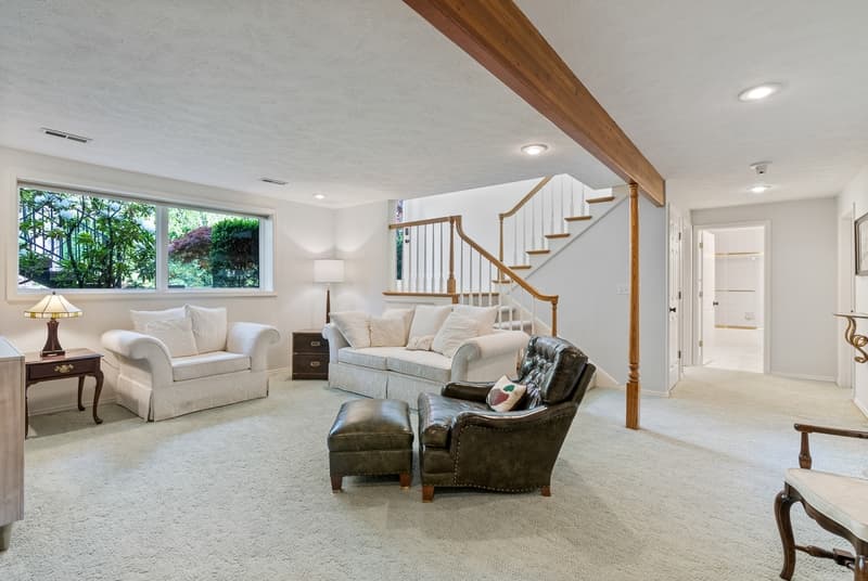 Spokane House: 602 West Bradford Court