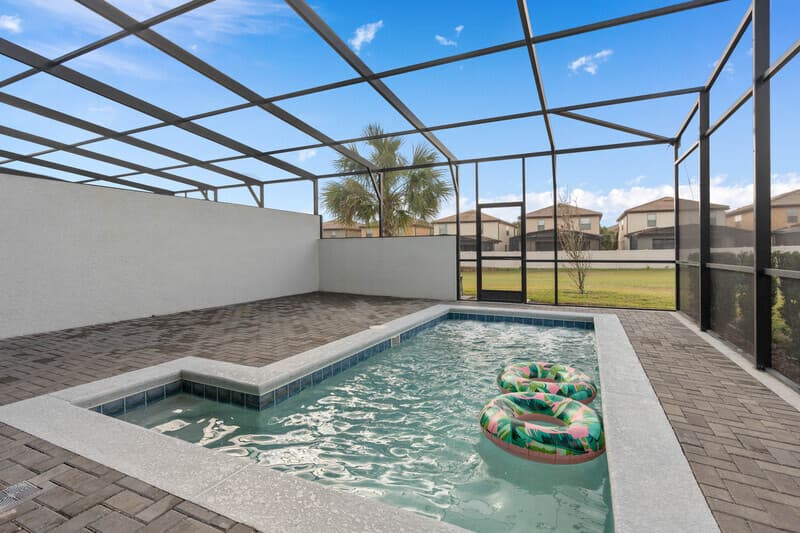 Kissimmee Townhome: 8946 Sydney Avenue