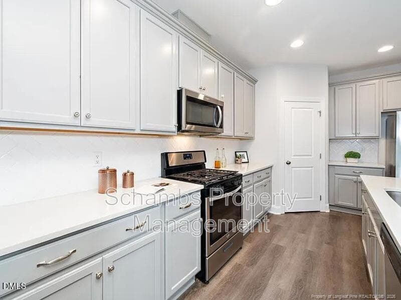 Fuquay Varina House: 1425 Queen Trigger Dr