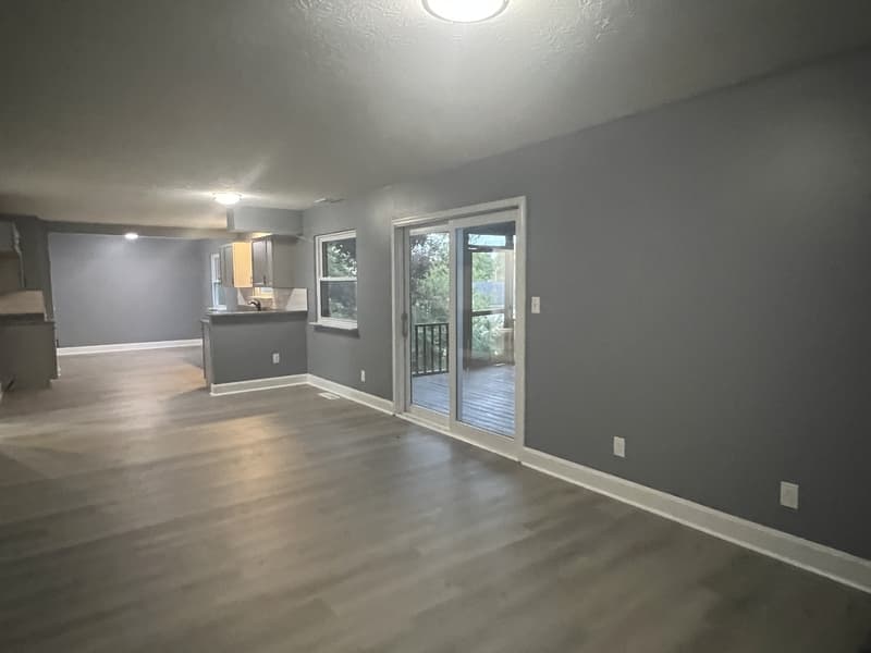 Grove City House: 2253 Blue Rock Lane