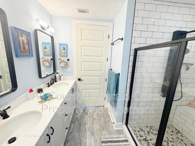 Destin Condo: 211 Durango Road