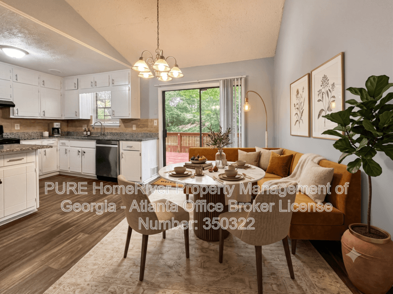 Riverdale House: 191 Aaron Ct