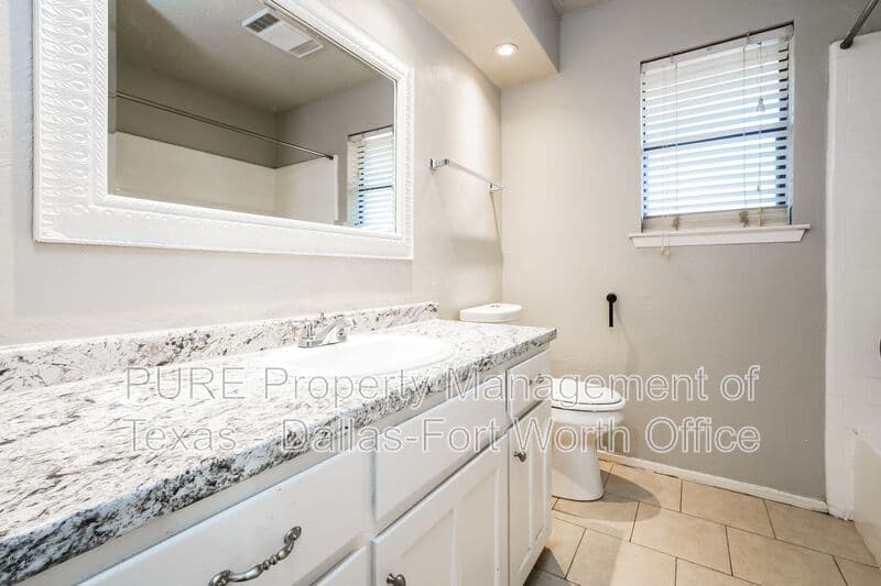North Richland Hills House: 7232 Timberidge Drive