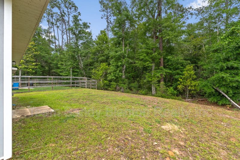 Milton House: 3210 Electra Drive