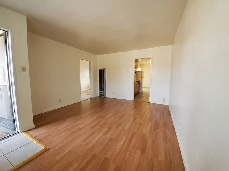 San Jose Condo: 230 E San Salvador St