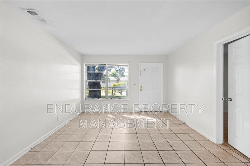 Riviera Beach House: 1130 W 23rd Street