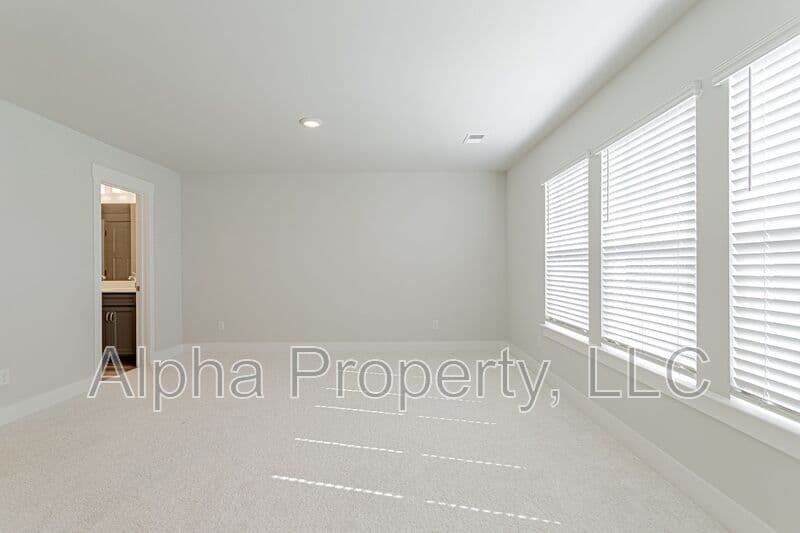 Greenville Townhome: 302 Marston Ln