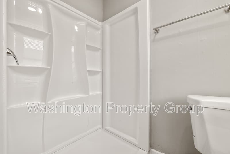 Baltimore House: 206 E 25th St