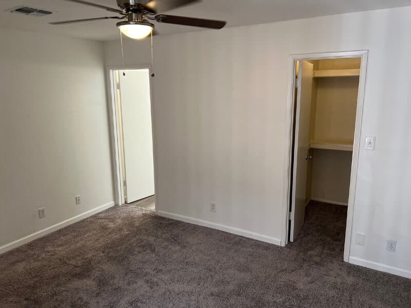 Chandler Townhome: 25 N Cottonwood St