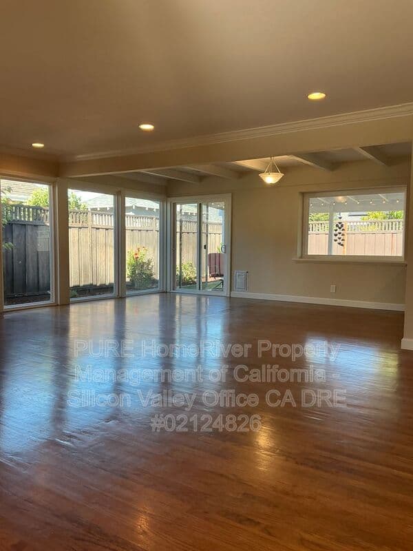 San Jose House: 3238 Hilary Dr