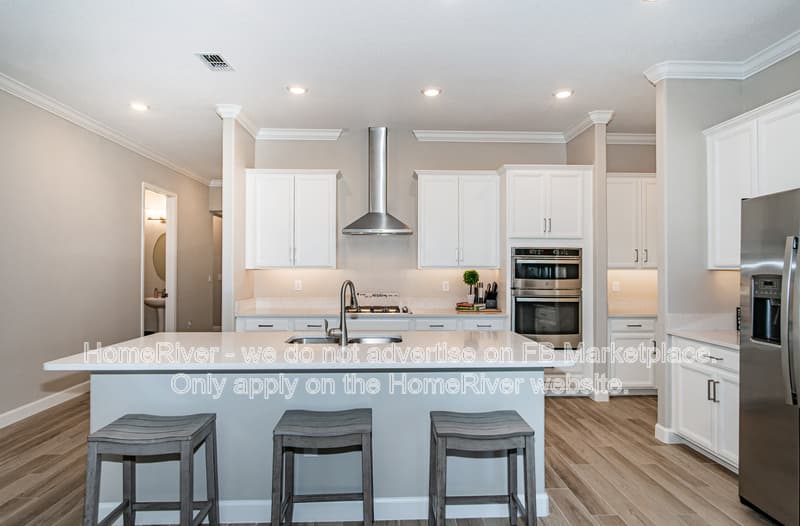 Wimauma House: 5326 Kelper Hook Ct