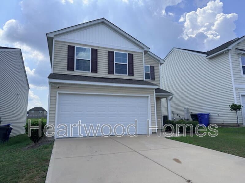 Elgin House: 406 Eclipse Lane