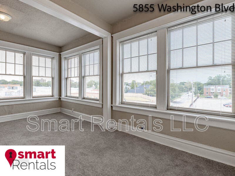 St. Louis Condo: 5855 Washington Boulevard - 2B