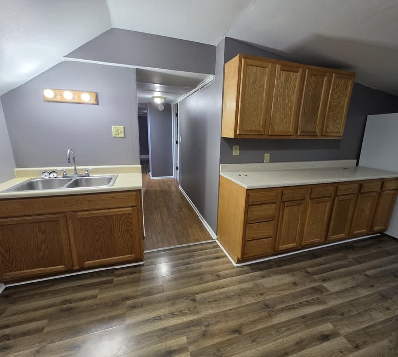 Oshkosh Condo: 515 Jackson Street - Upper