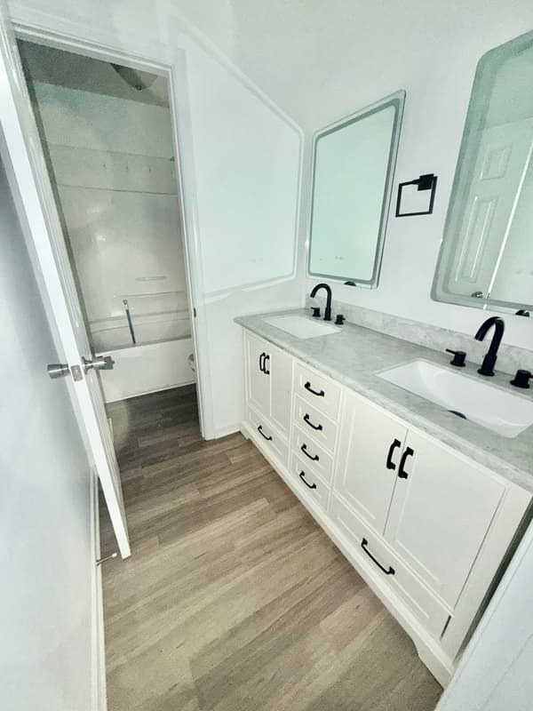 Chester Townhome: 15241 Broadwater circle