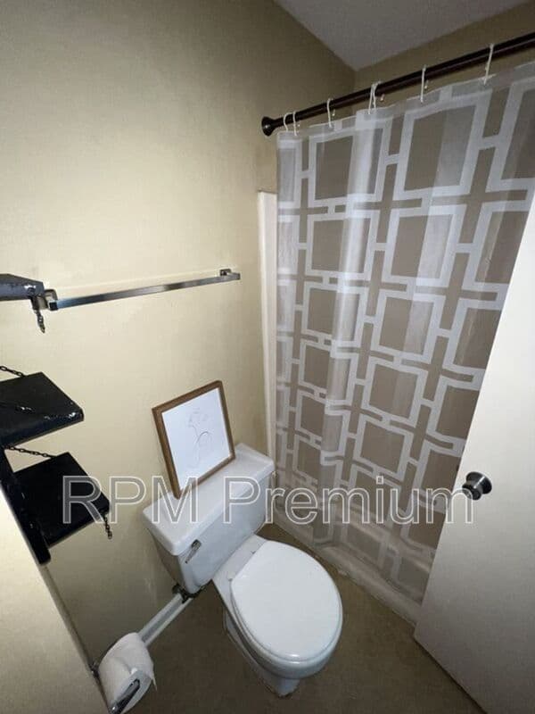 Baton Rouge Condo: 10062 Jefferson Hwy