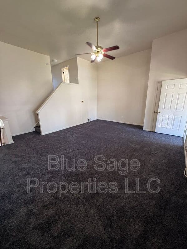 Linwood House: 1427 Simpson St