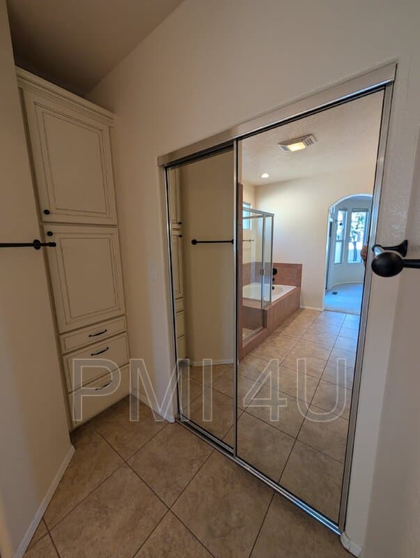 Albuquerque House: 12612 Carmel Ct NE