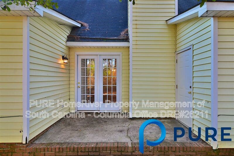 Irmo House: 249 Friarsgate Blvd