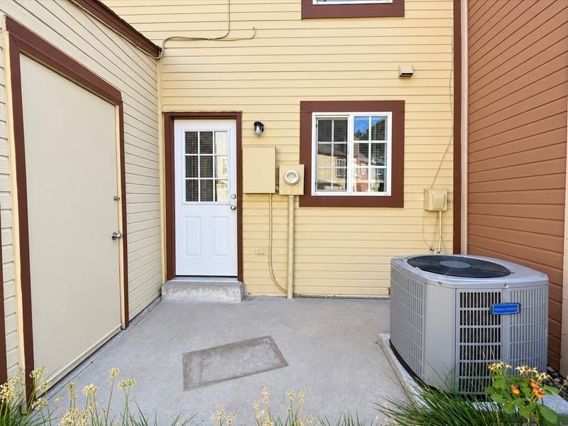 Aurora Townhome: 14242 E. Hawaii Cir