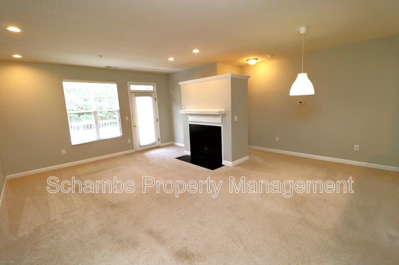 Apex Condo: 223 Eyam Hall Ln