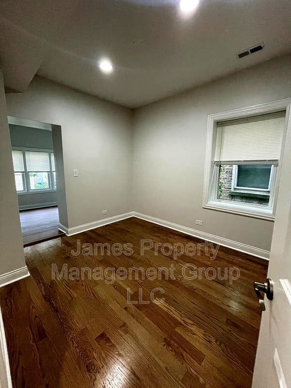Chicago Condo: 4819 N. Kenneth Unit # 1