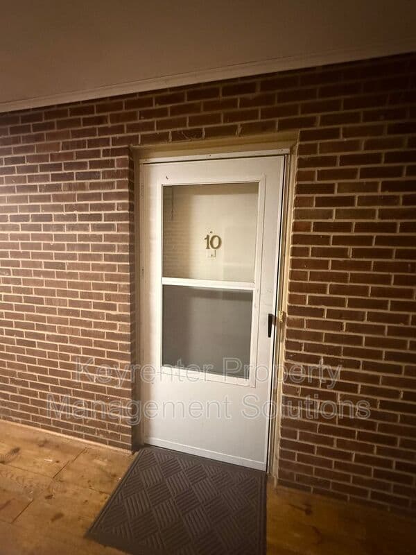 Staunton Condo: 2337 Morris Mill Rd