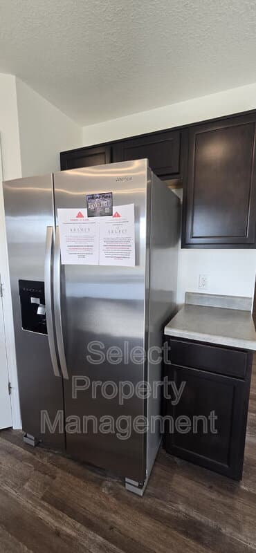 Fort Wayne House: 1396 Livingston Lakes Way