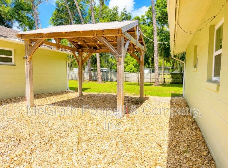 Lakeland Condo: 7702 Chase Rd
