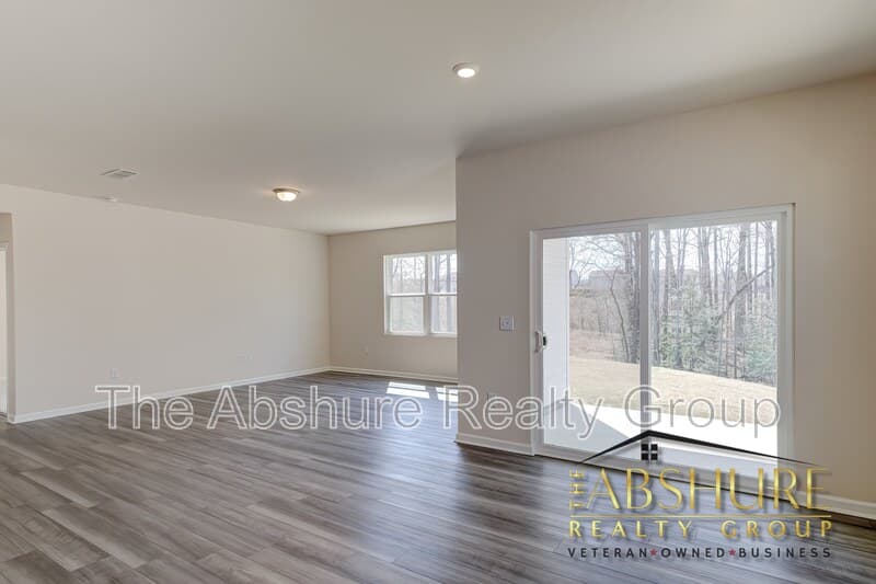 Raleigh House: 3512 Arctic Brook Street