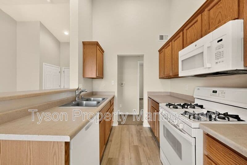 Rio Rancho House: 4209 Ridgeway Ct SE