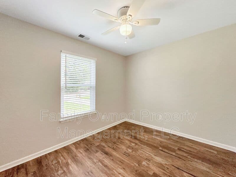 Summerville House: 203 Pebble Creek Road