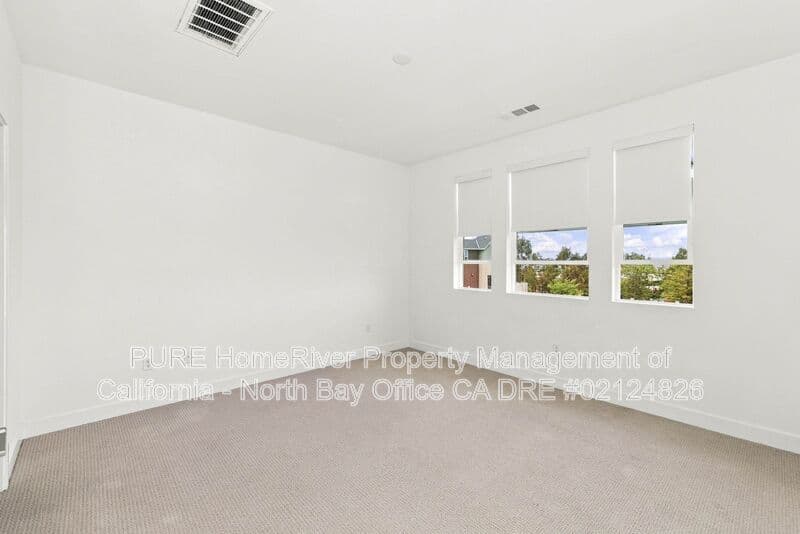 Santa Rosa Condo: 259 Gambrel Circle