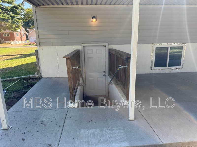 Florissant House: 1095 Boone Street