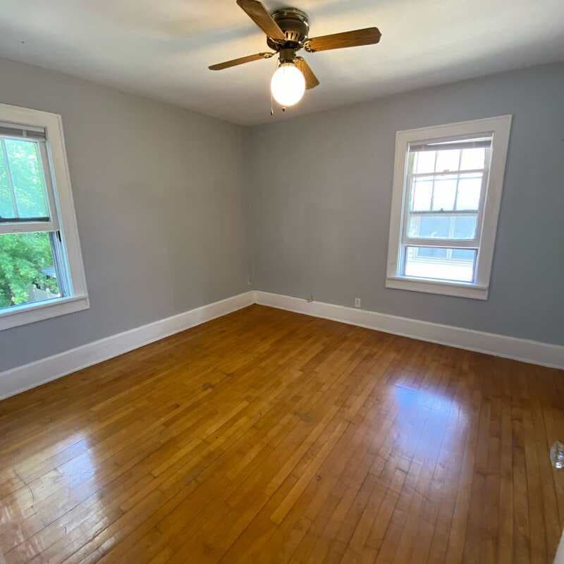Green Bay Condo: 915 Stuart Street - Upper